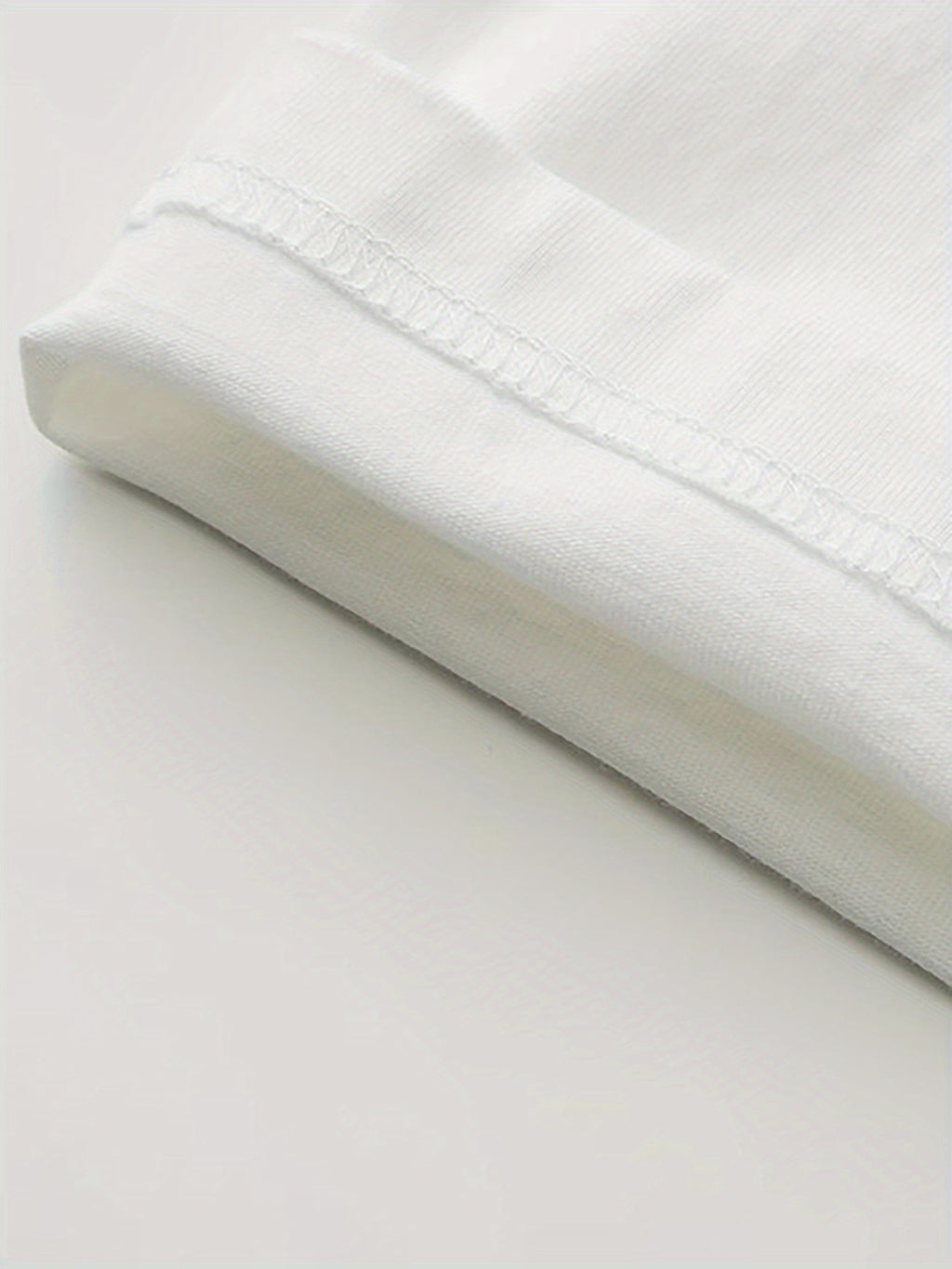 "DALLAS" letters, patterns, printed men's T-shirts, men's novel pattern design T-shirts, summer casual and comfortable T-shirts, fashionable short-sleeved comfortable and versatile summer T-shirts, adventure.