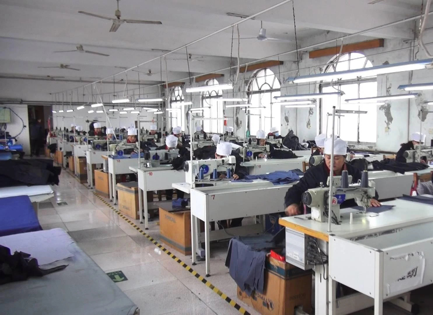 Wholesale Blank 3D Men's Compression Fitness Shorts Pants Basketball Base Layer Skin Tights Jogger Sports Running Casual Shorts