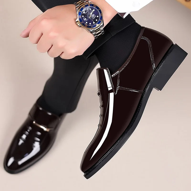 Mens Business Shoes for Autumn and Winter New Pointed Toe Set Foot Low Cut Formal OversizedShoes