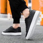Julian's Menswear Men's Casual Lace-Up Sneakers: Stylish Comfort for Everyday Wear. 3 Colors, EU 39-48.